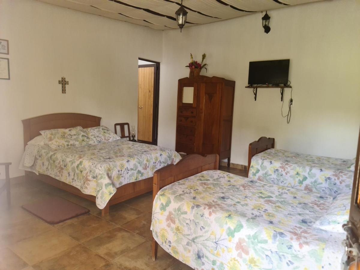 Finca Los Angeles Hospederia & Sociales Уаска-де-Окампо Экстерьер фото